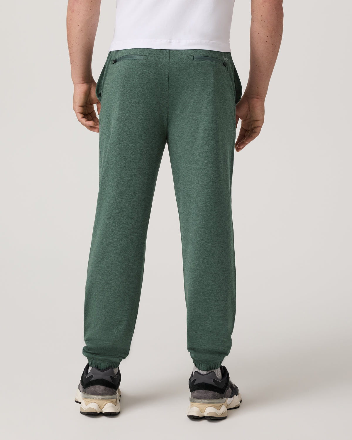 Sunday Performance Sweatpant 28" Men's Agate Green Pant - Vuori Clothing