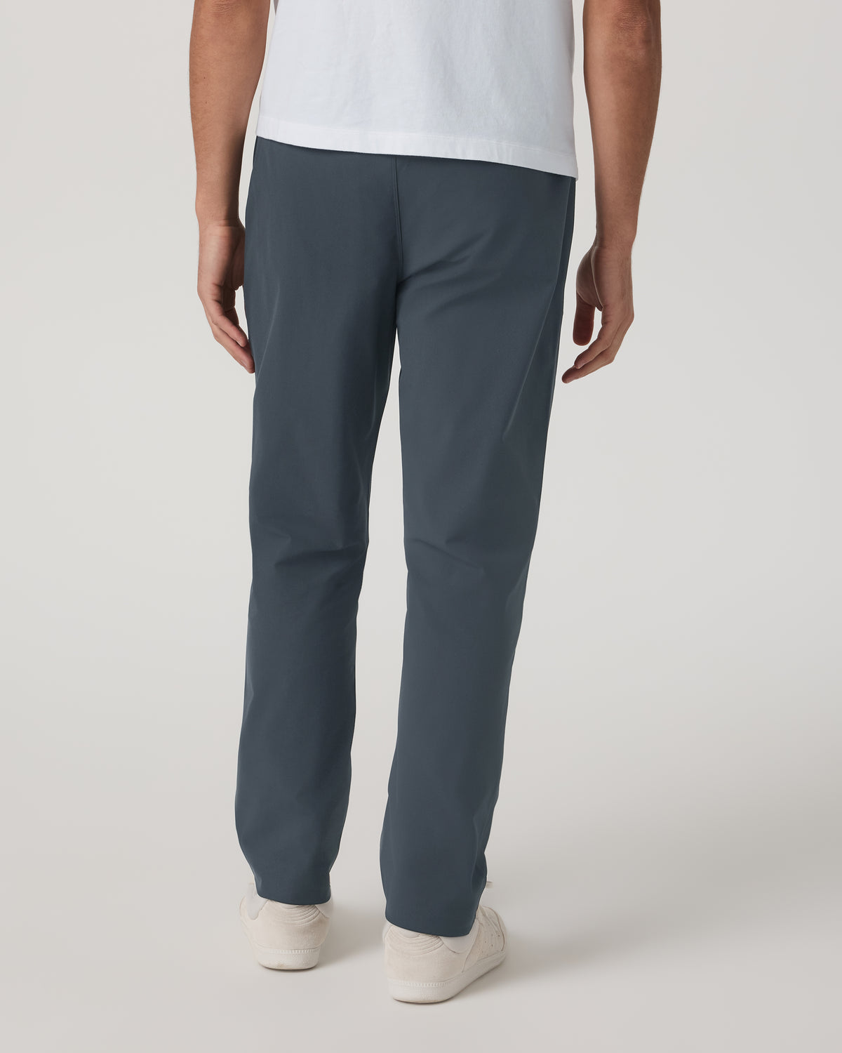 Meta Elastic Waist Pant Classic Fit Men's Charcoal Pants - Vuori Clothing