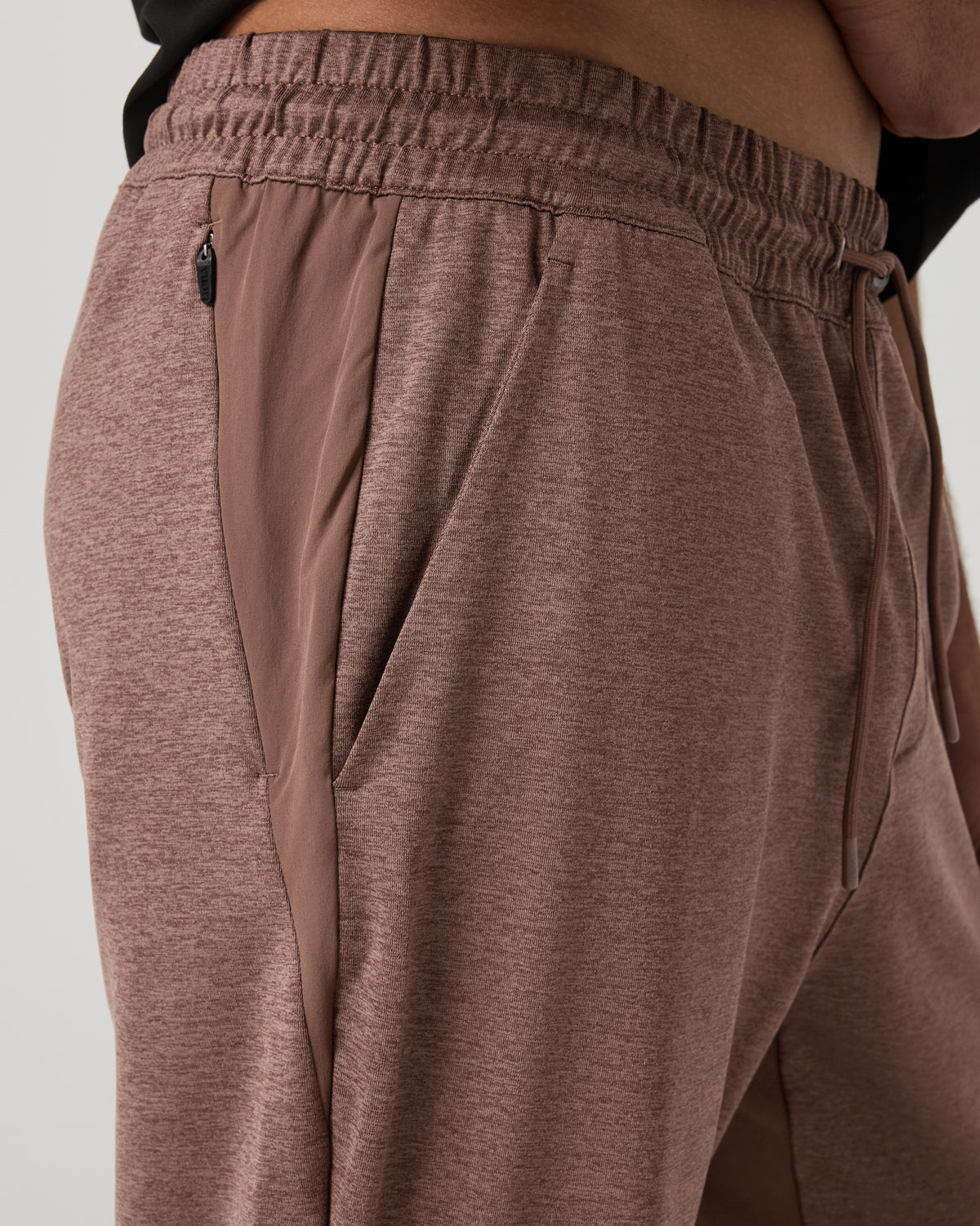Men's Sunday Performance Track Pant 30" Sable Heather - Vuori Clothing
