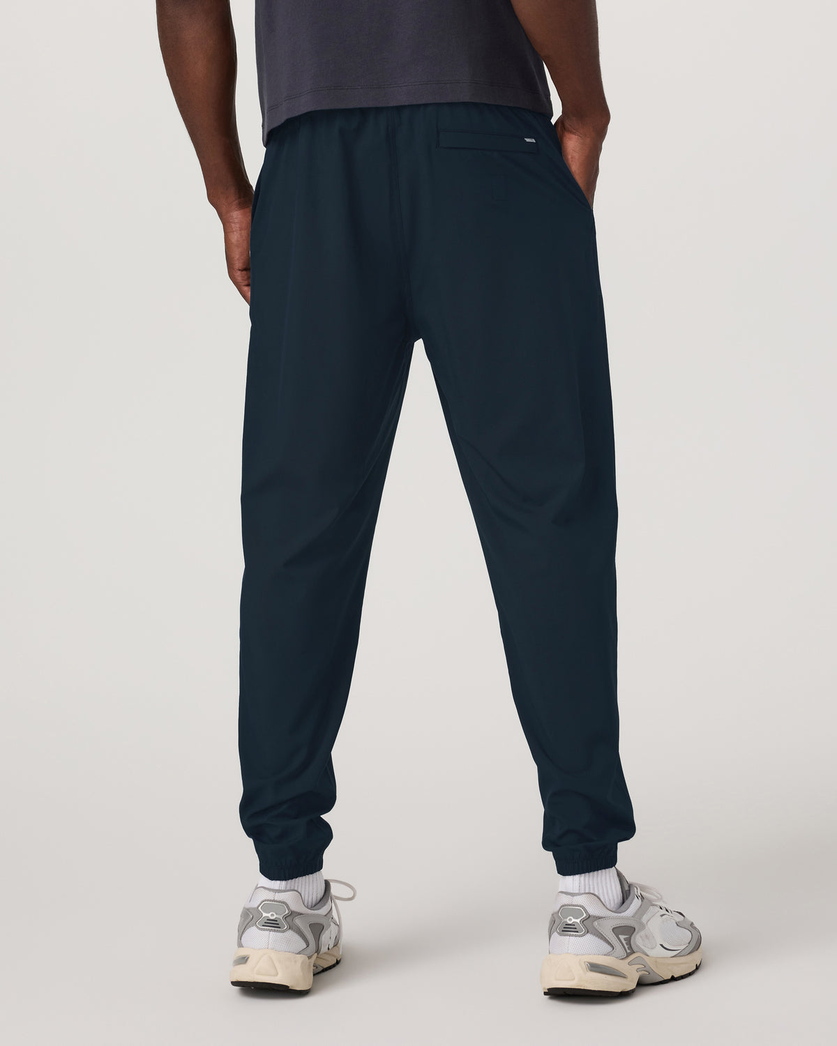 Kore Jogger Unlined 28" Men's Ink Joggers - Vuori Clothing
