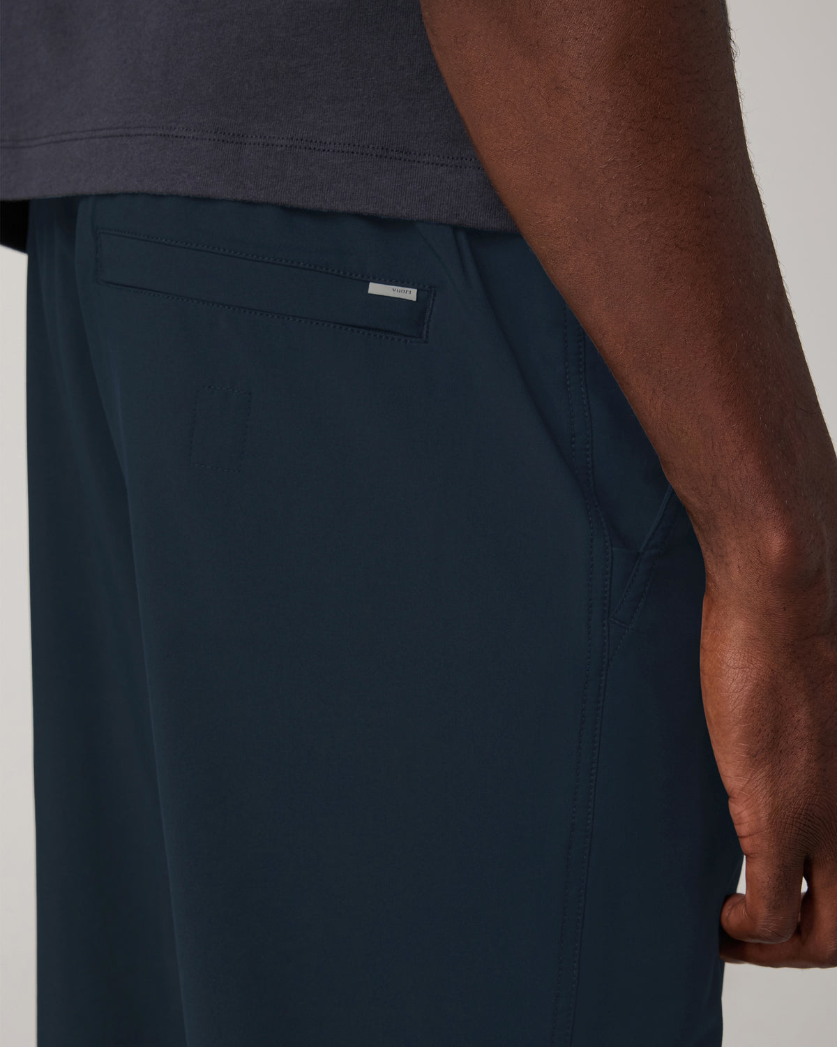 Kore Jogger Unlined 28" Men's Ink Joggers - Vuori Clothing