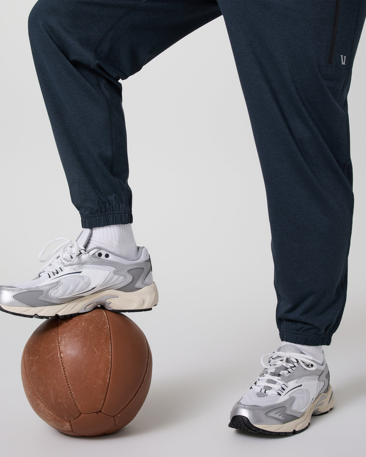 Sunday Performance Sweatpant Classic 30" Ink Heather - Vuori Clothing