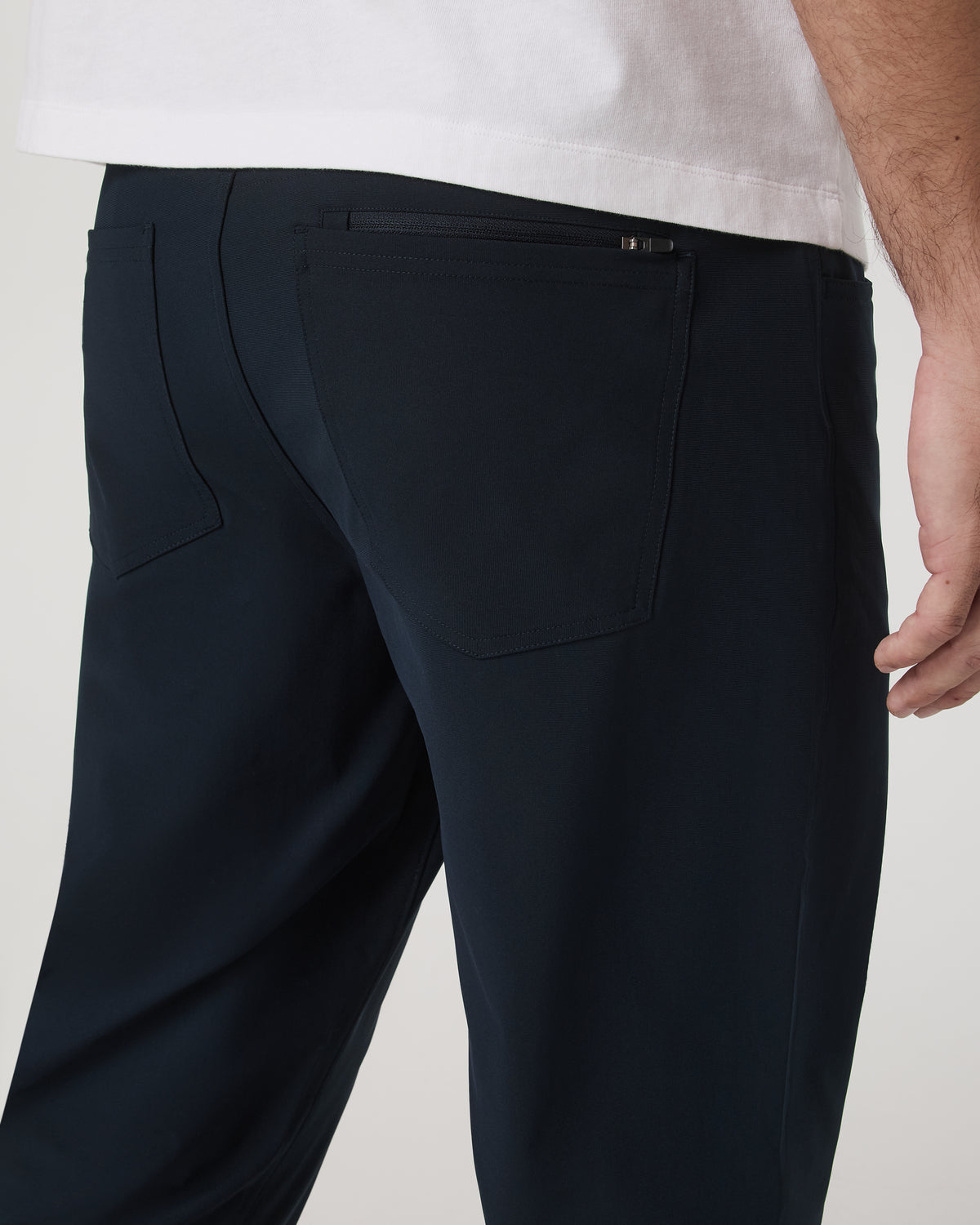 Meta Pant Classic Fit 34" Men's Ink 5-Pocket Pants - Vuori Clothing