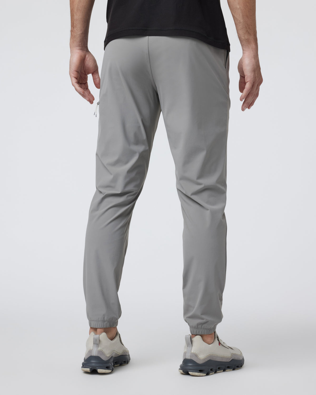 Fleet Sport Jogger Men's Shiitake Lightweight Joggers - Vuori Clothing