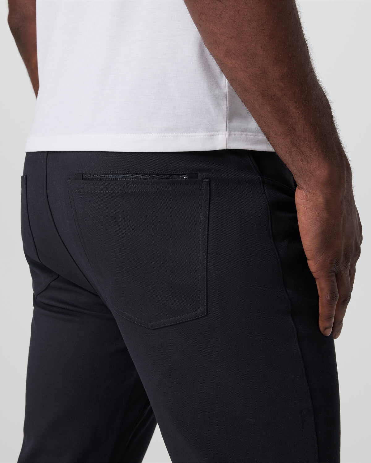 MetaTwill Pant Athletic Slim 32" Black - Vuori Clothing