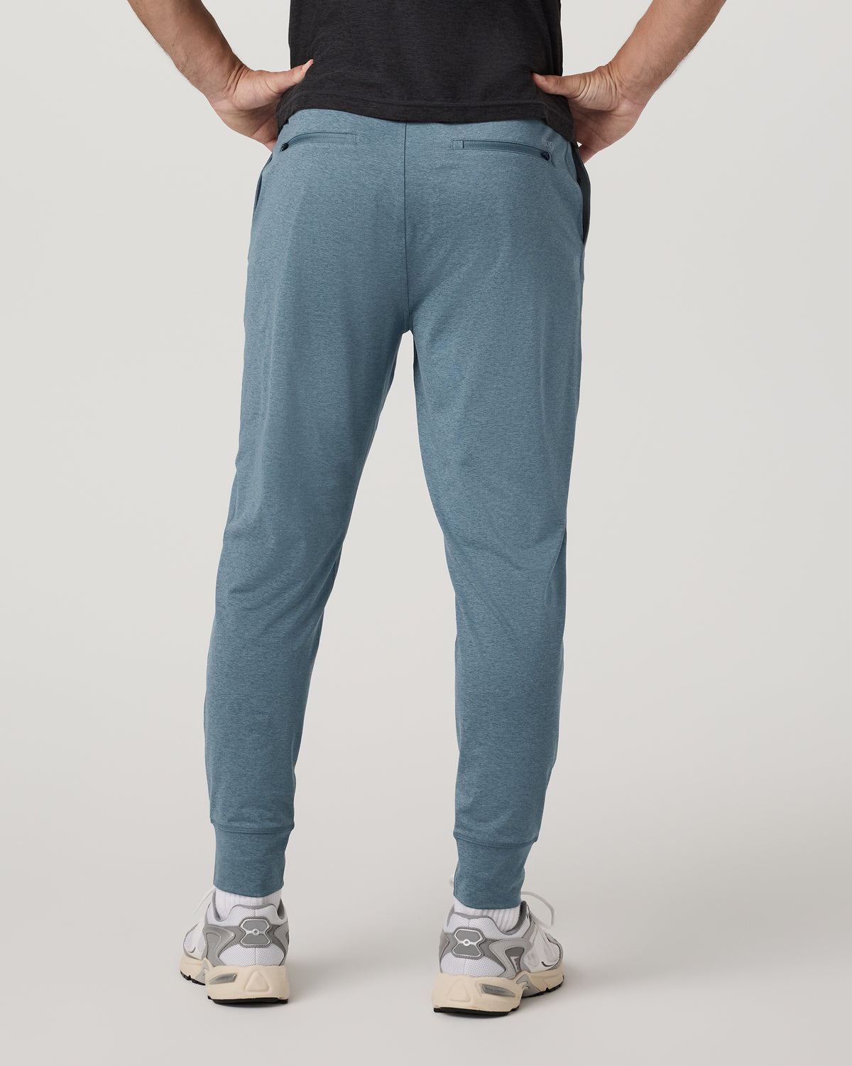 Men's Sunday Performance Jogger 30" Smoke Blue Heather - Vuori Clothing