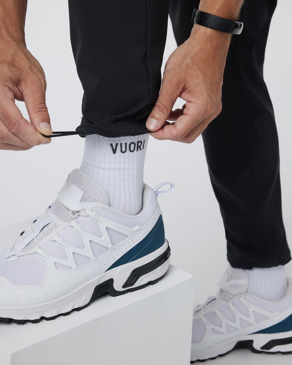 Train Tech Pant Men's Black Training Pants - Vuori Clothing