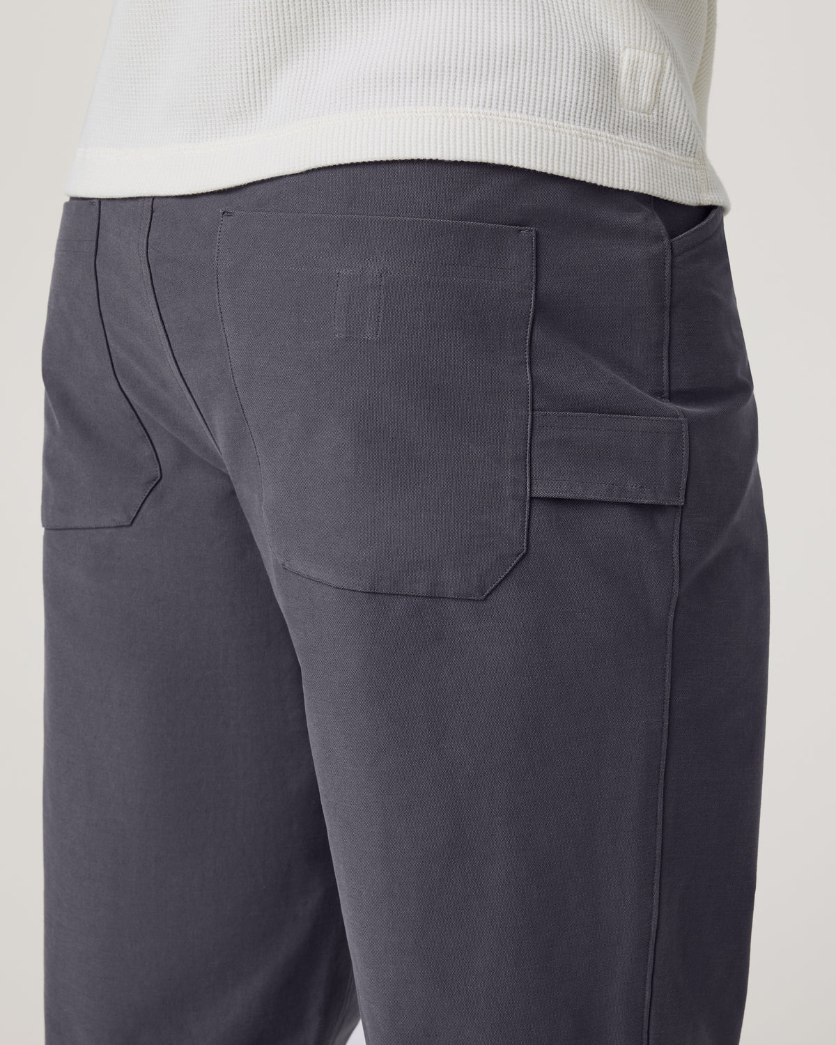 MetaCanvas Utility Pant Classic Fit 30” Men's Moonlight Pants - Vuori Clothing