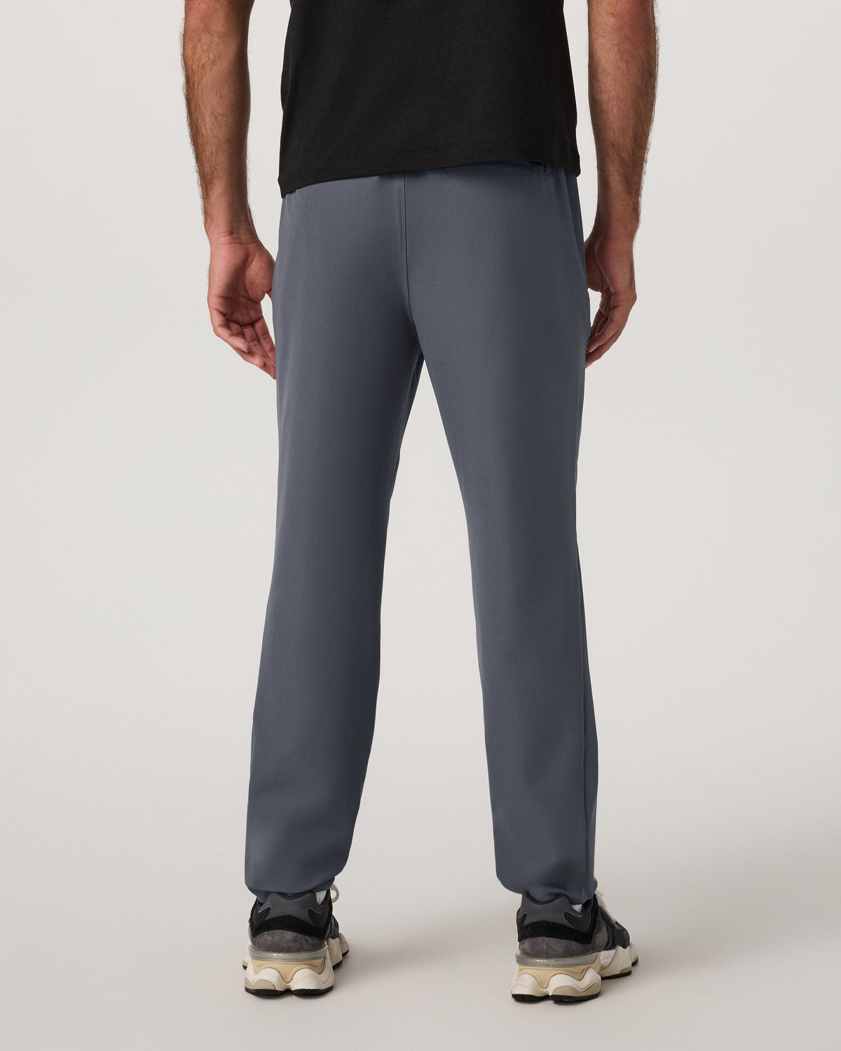 Train Tech HD Pant Classic 29" Men's Moonlight Pants - Vuori Clothing