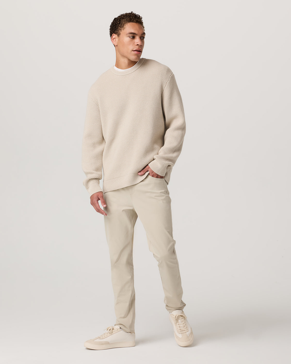 Vuori Meta™ Pant Athletic Slim Fit 34” Birch - Vuori Clothing