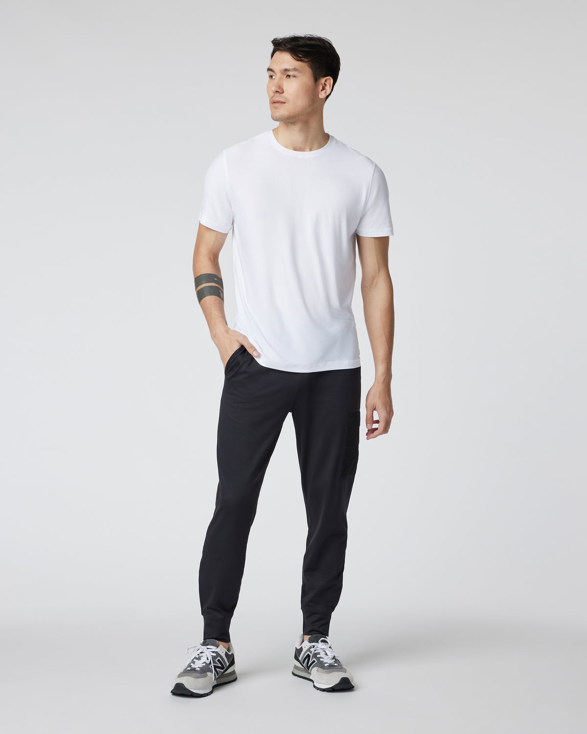 Sunday Utility Jogger Men's Black Cargo Joggers - Vuori Clothing