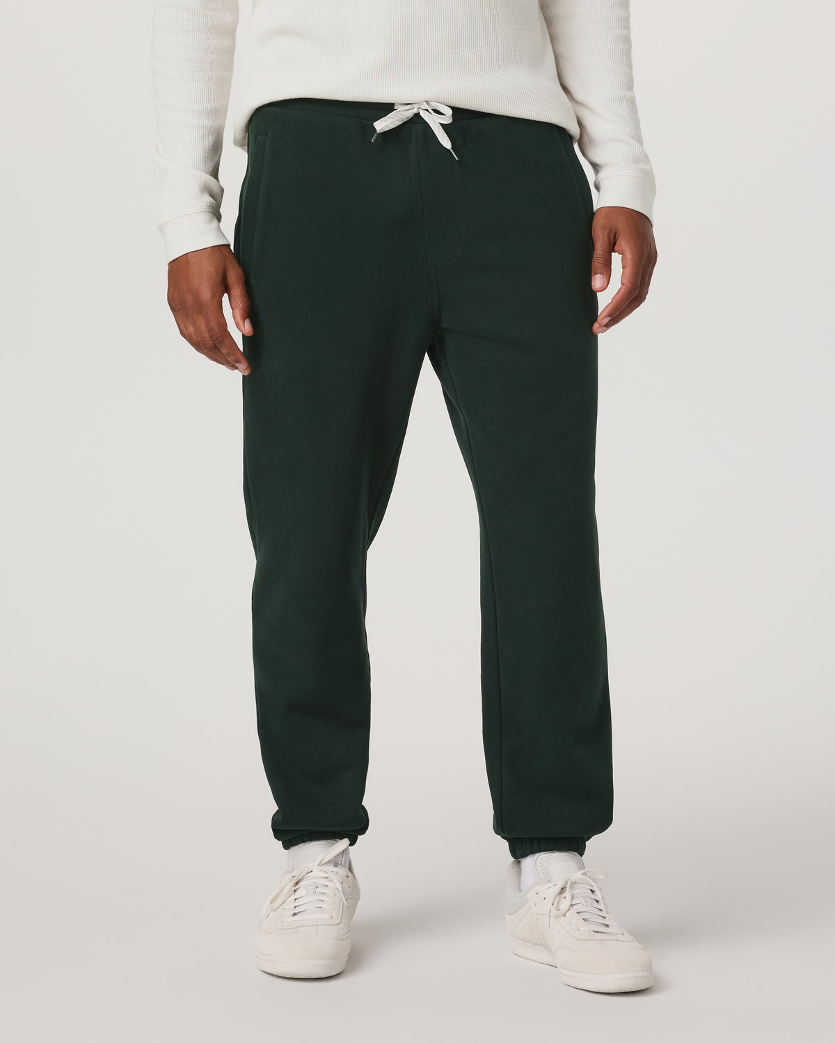 Seaside Sweatpant 28" Men's Relaxed Evergreen Sweatpant - Vuori Clothing