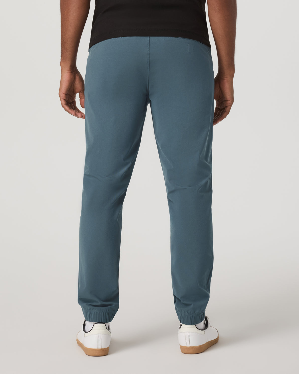 Meta Jogger 30" Men's Blue Sea Performance Knit Joggers - Vuori Clothing