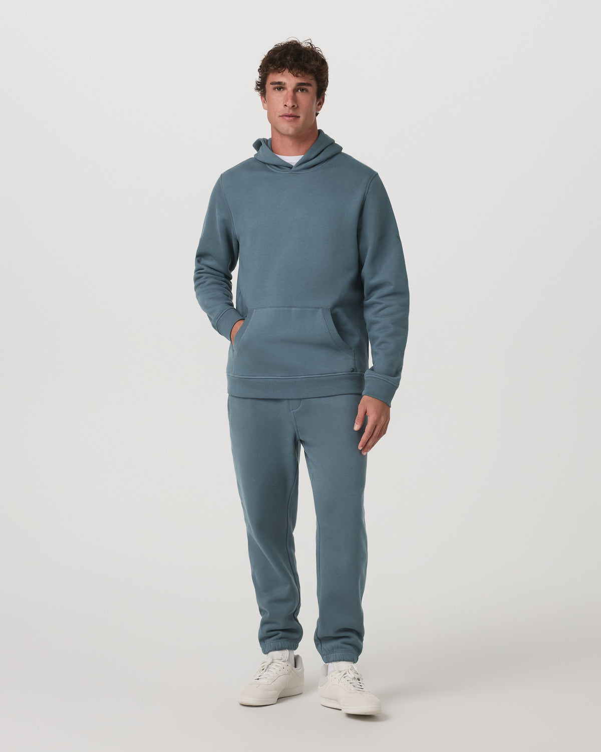 Seaside Sweatpant Blue Sea - Vuori Clothing