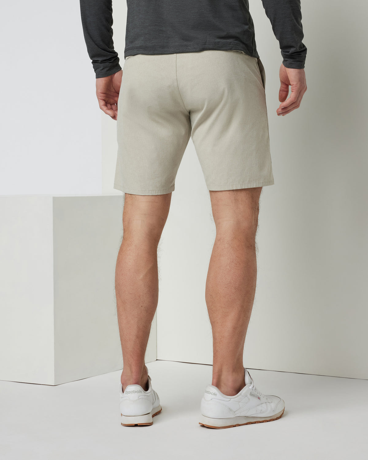 Aim Short Khaki Short for Men Clothing - Vuori Clothing