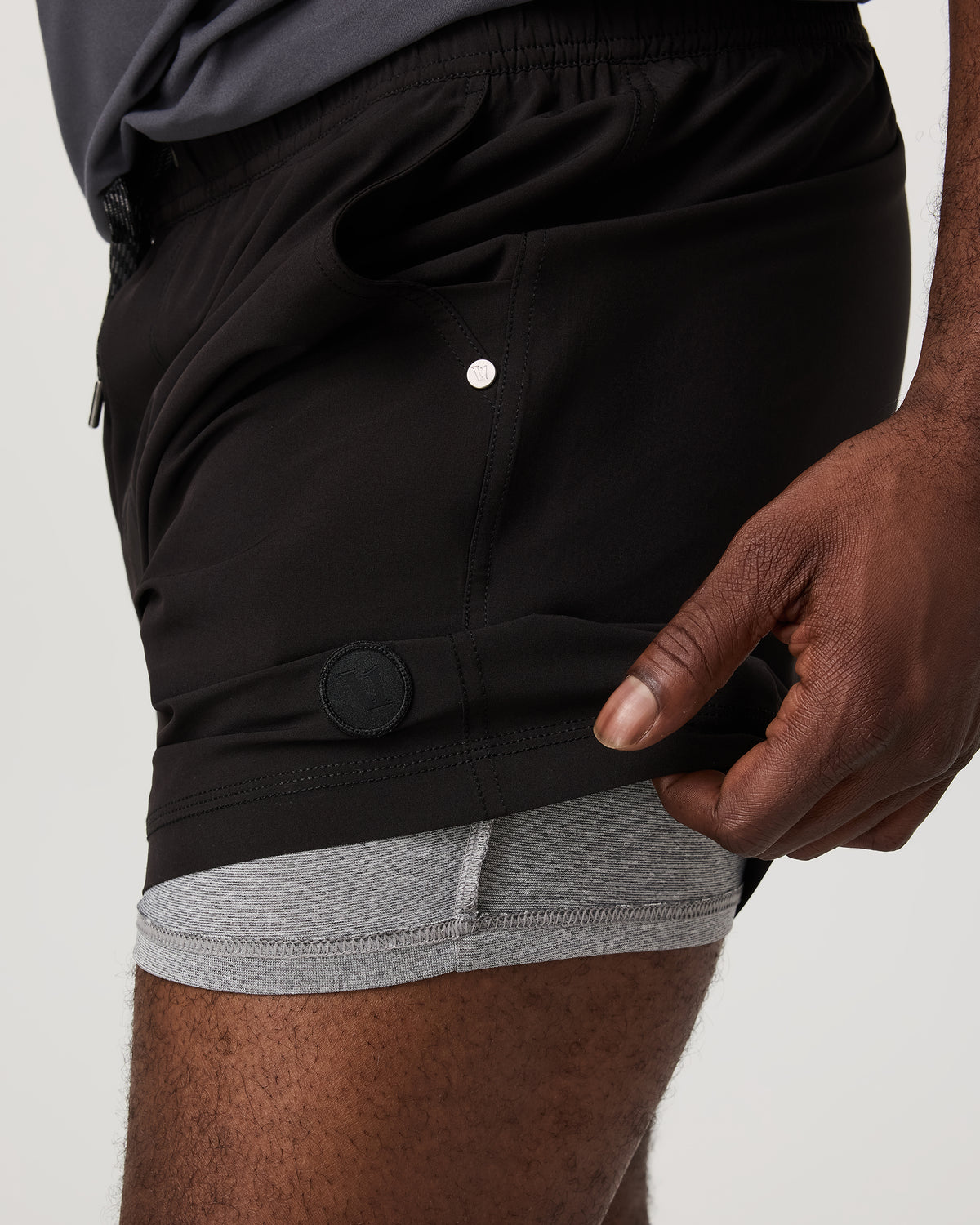 Kore Short Lined 5" Black Tonal Athletic Shorts - Vuori Clothing