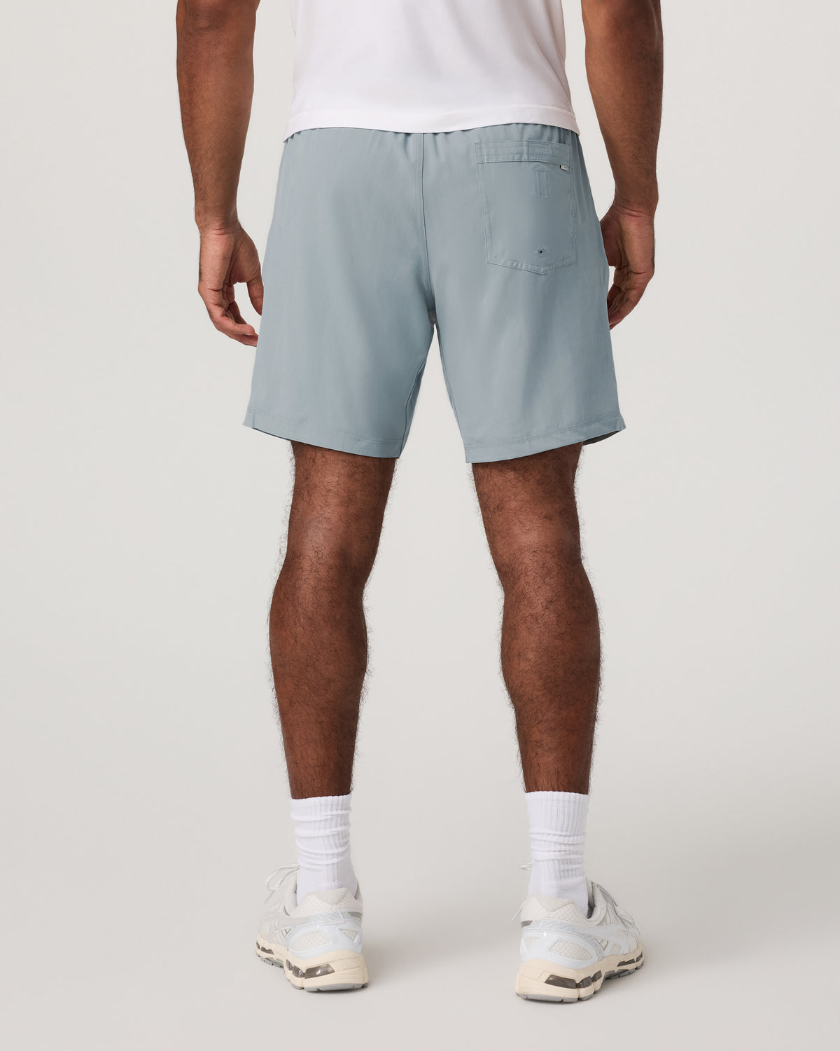 Kore Short Lined 7" Light Cloud - Vuori Clothing