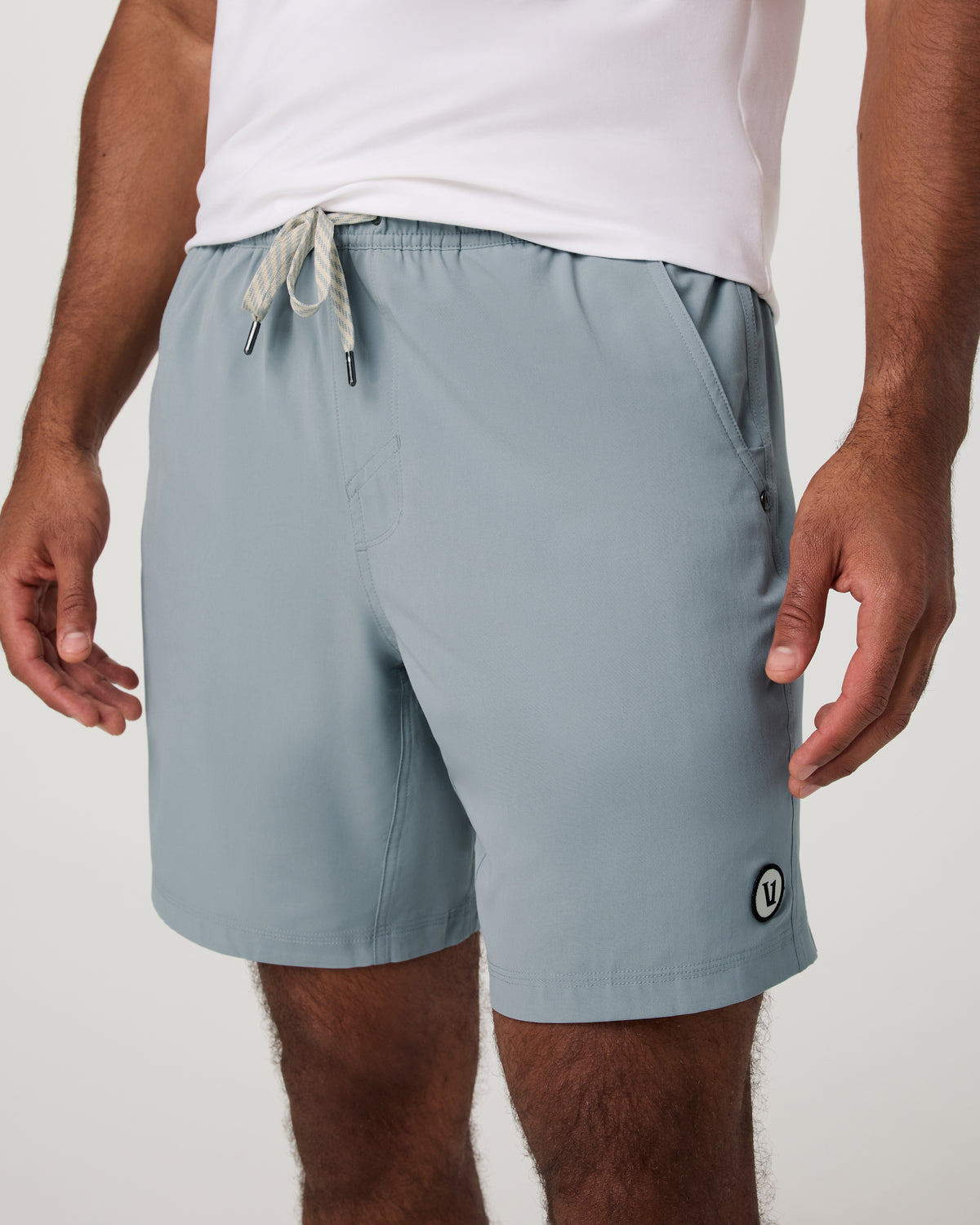 Kore Short Lined 7" Light Cloud - Vuori Clothing