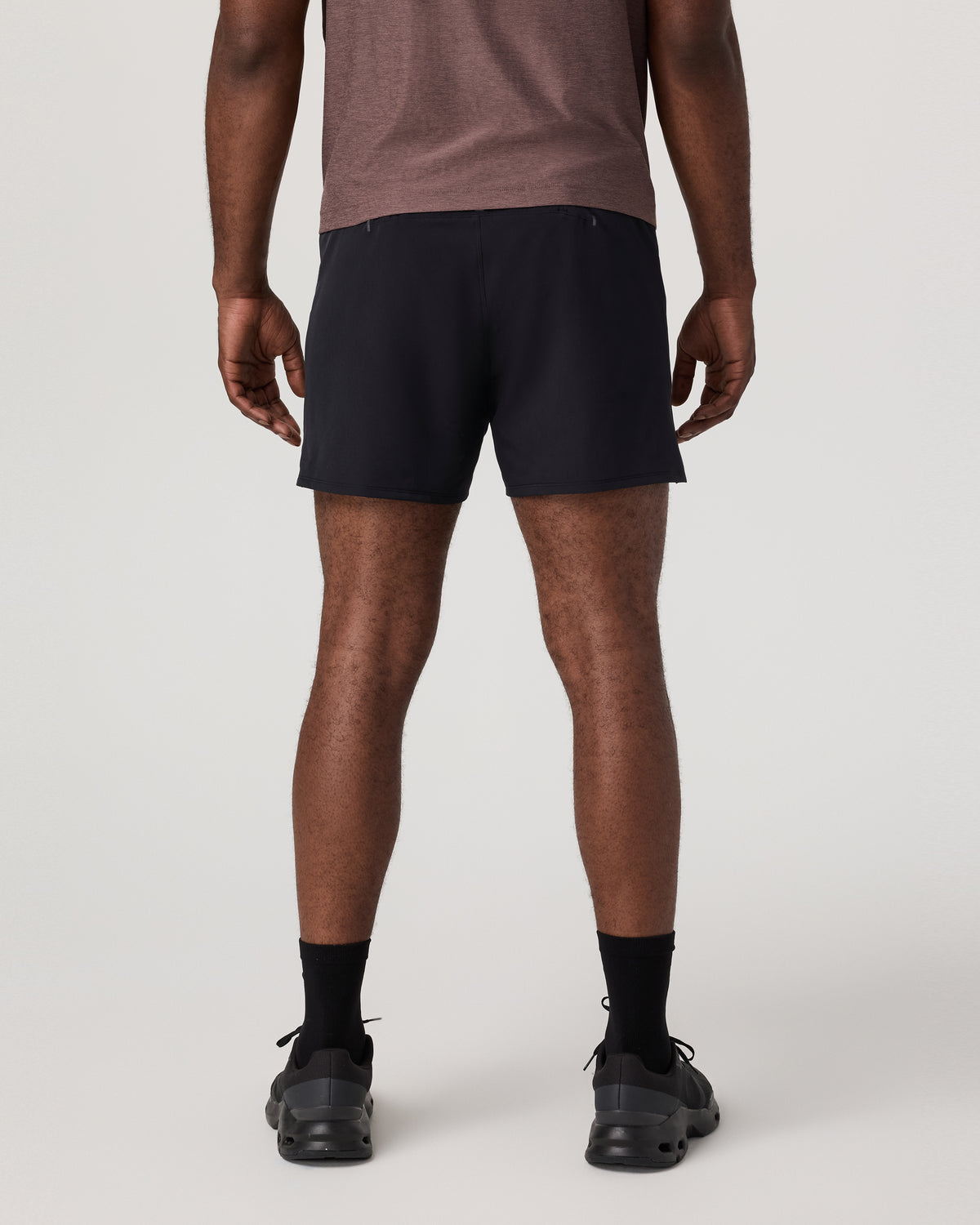 Qualify Short Lined 5" Men's Black Performance Shorts - Vuori Clothing