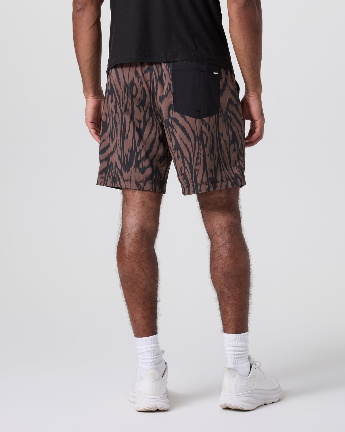 Kore Short Lined 7" Men's Chocolate Milk Mirage - Vuori Clothing
