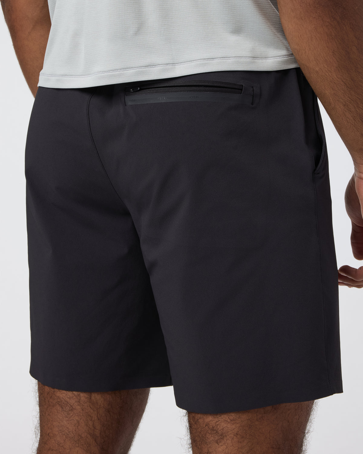 Grafton Short Unlined Classic Fit 7" Black - Vuori Clothing