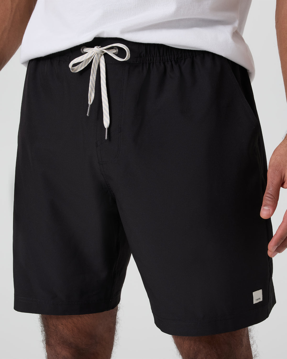 Banks Session Short 7" Black - Vuori Clothing
