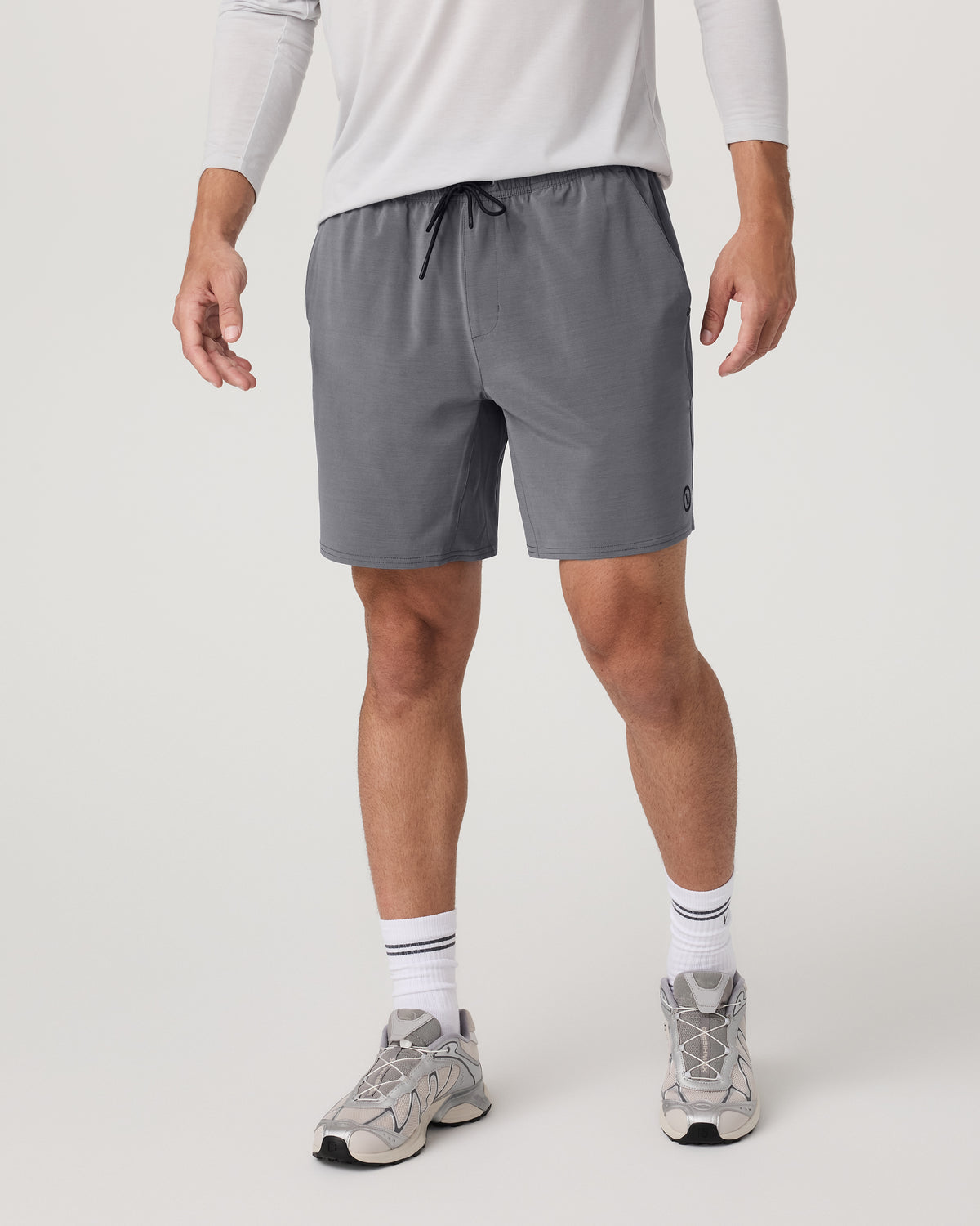 Elevate Kore Short Unlined 7" Men's Zinc Shorts - Vuori Clothing
