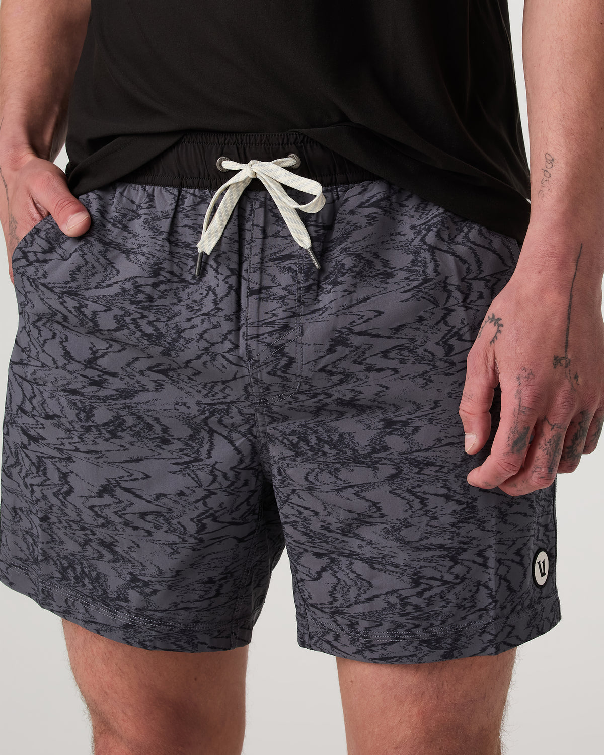 Kore Short Unlined 5" Men's Moonlight Sand Athletic Short - Vuori Clothing