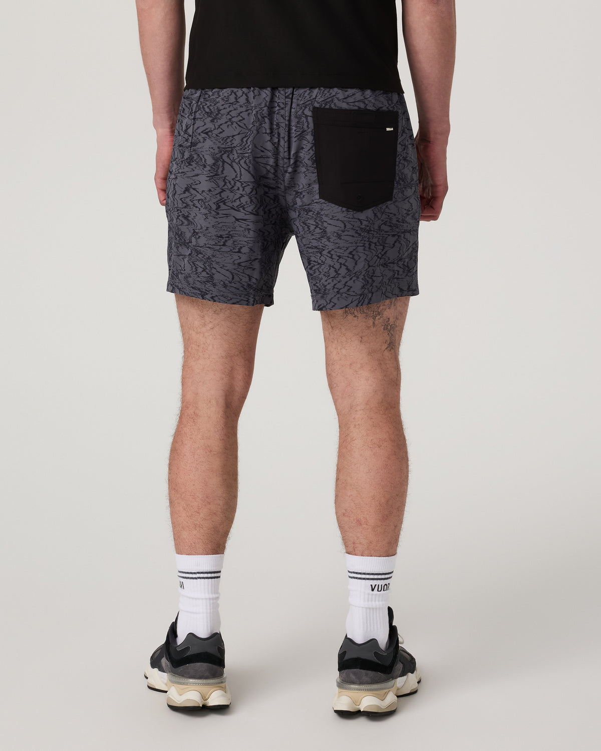 Kore Short Unlined 5" Men's Moonlight Sand Athletic Short - Vuori Clothing