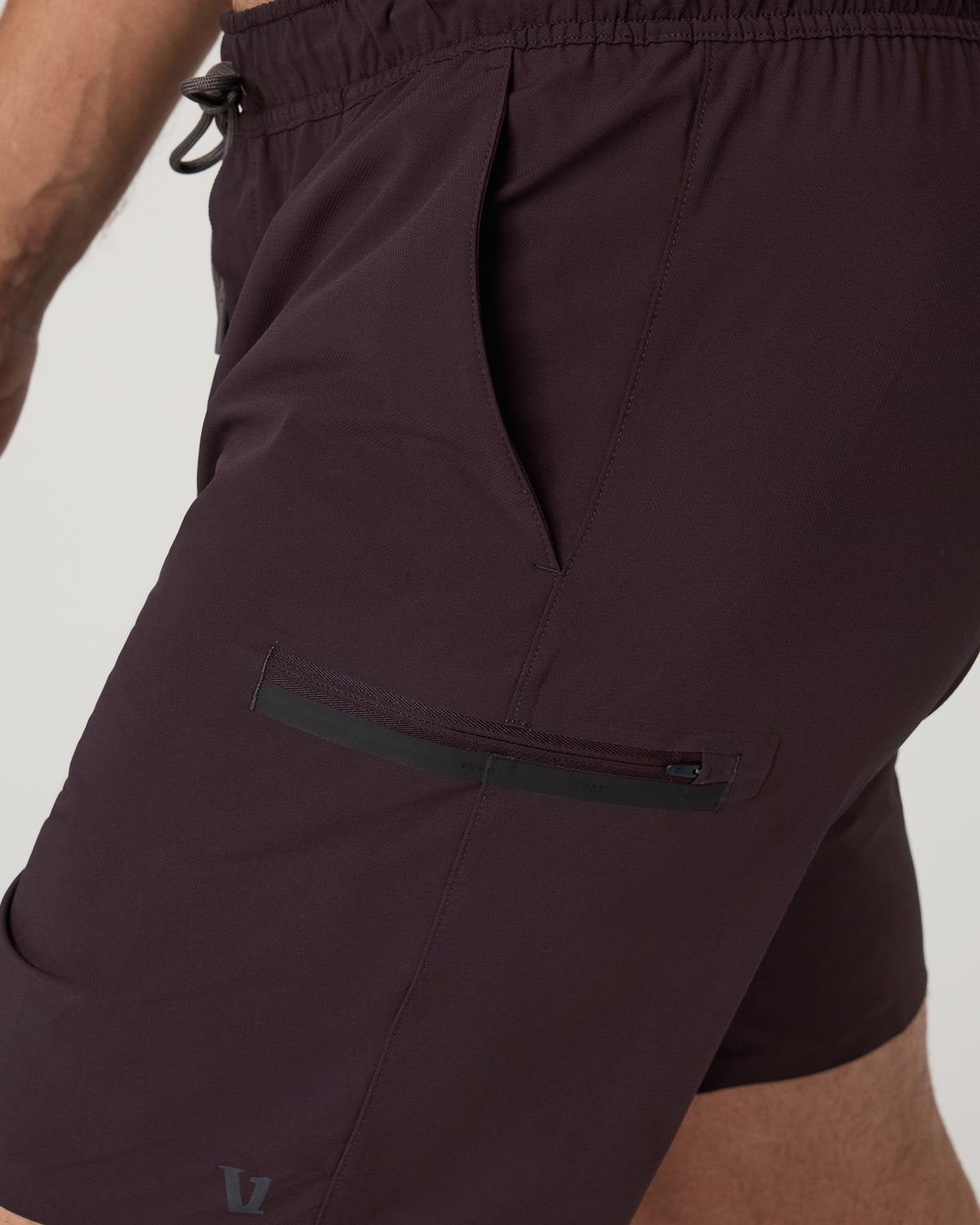 Grafton Short Lined 7" Men's Raisin Training Shorts - Vuori Clothing