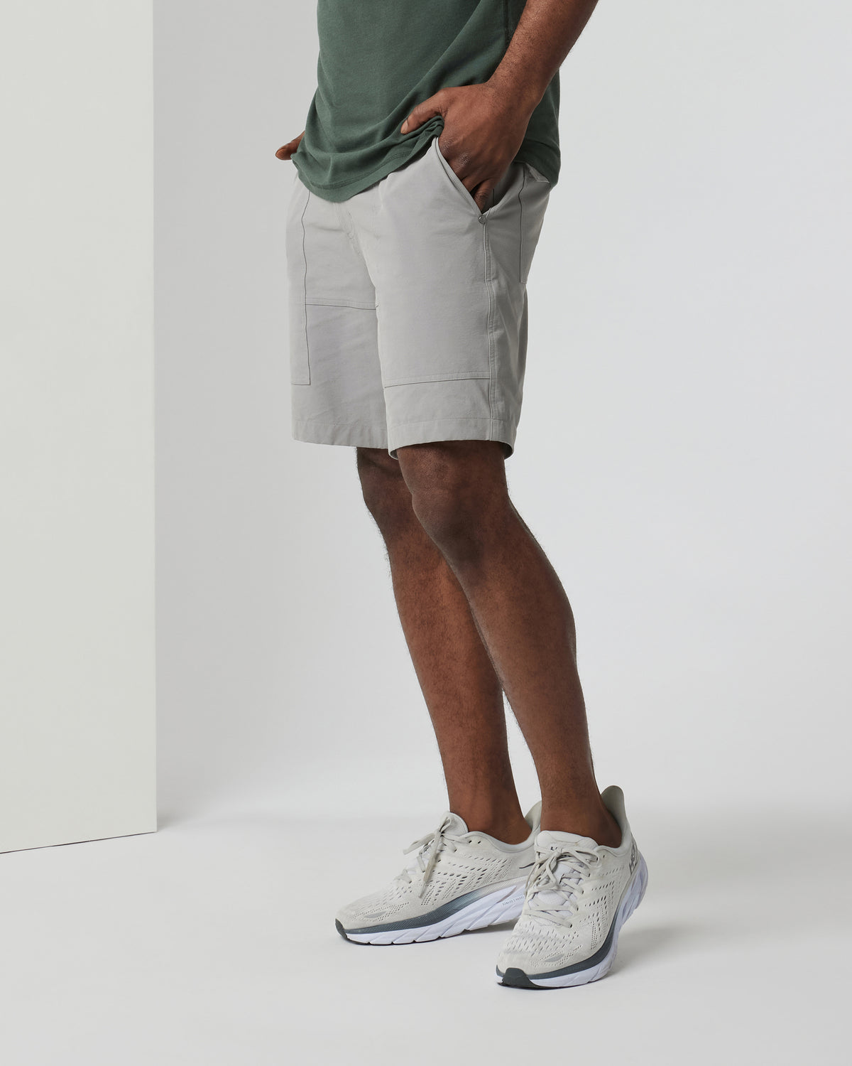Barren Short Men's Shiitake Outdoor Shorts - Vuori Clothing