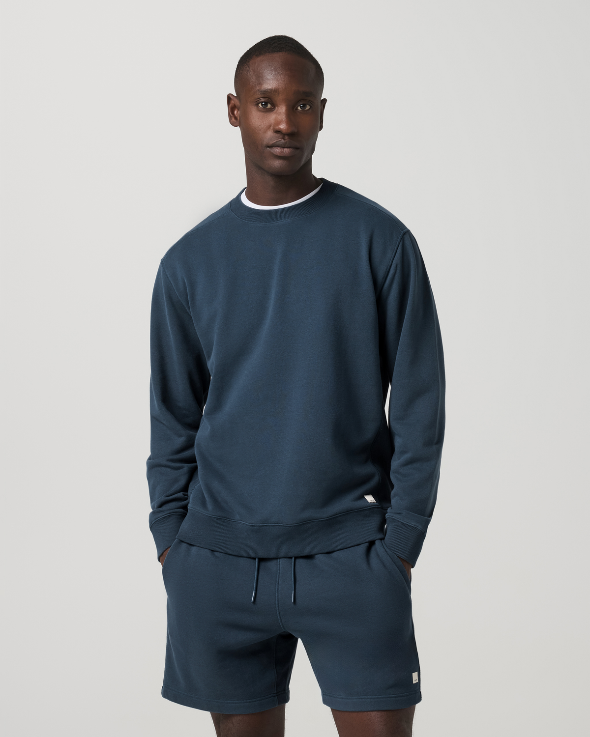 Cypress Vintage Crew Men's Ocean Blue Fleece Pullover - Vuori Clothing