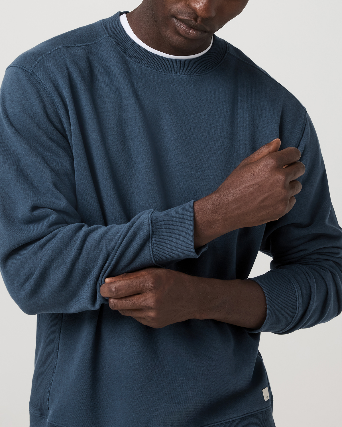 Cypress Vintage Crew Men's Ocean Blue Fleece Pullover - Vuori Clothing