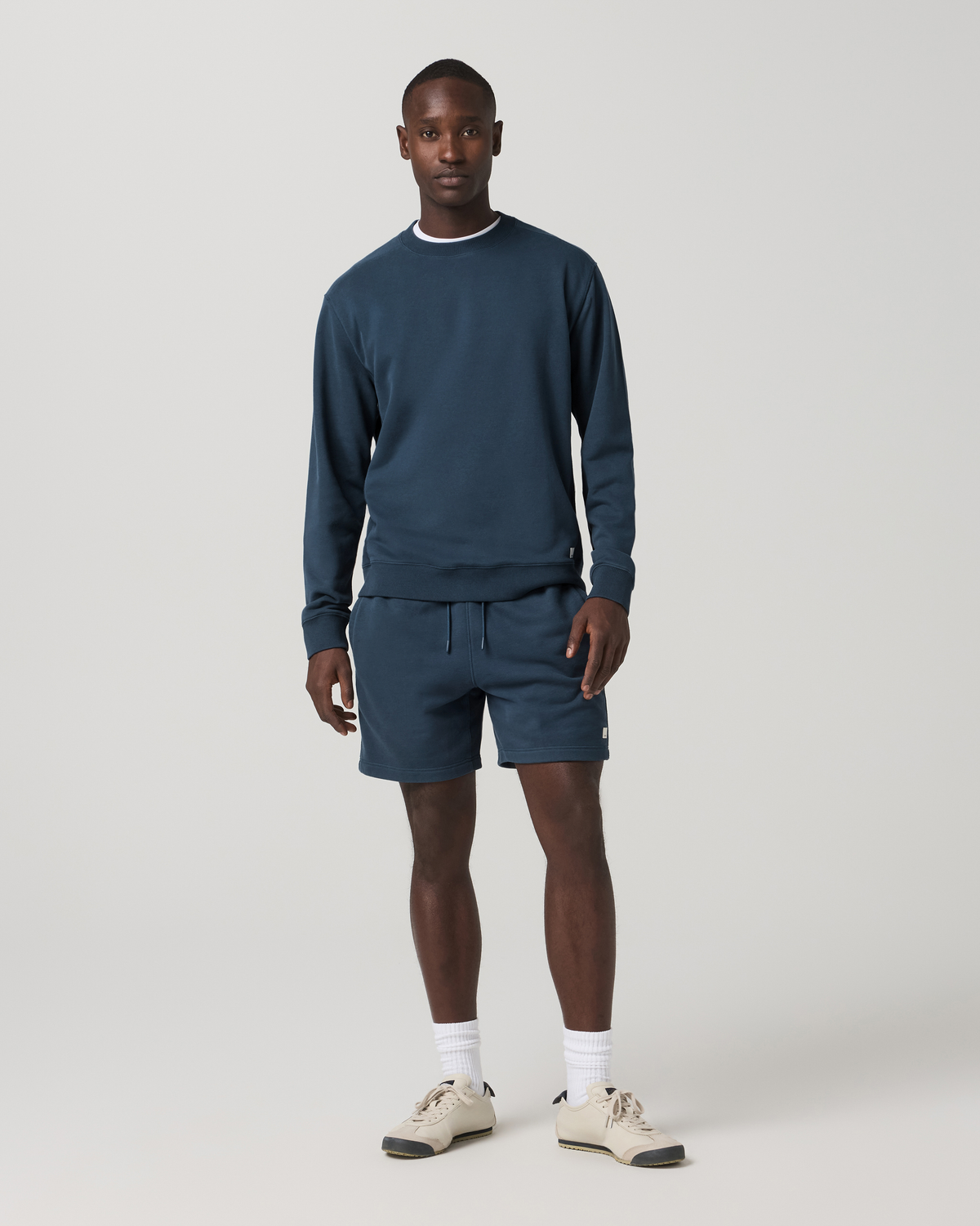 Cypress Vintage Crew Men's Ocean Blue Fleece Pullover - Vuori Clothing