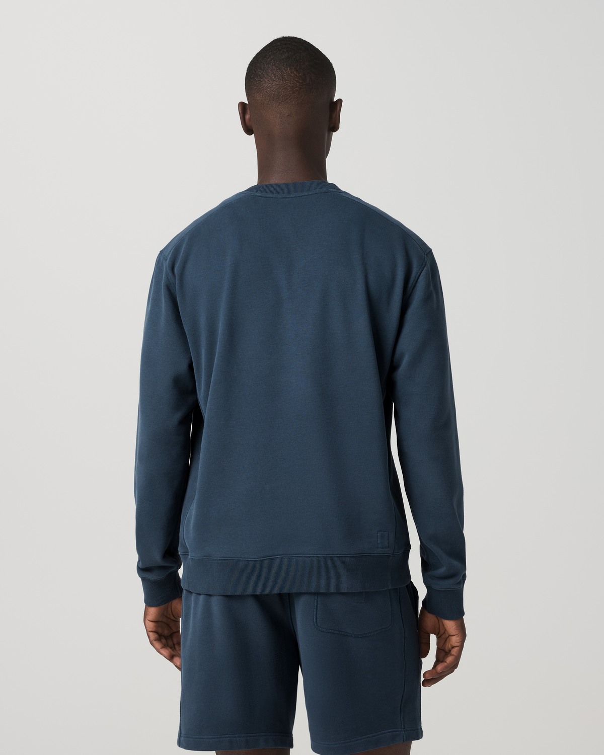 Cypress Vintage Crew Men's Ocean Blue Fleece Pullover - Vuori Clothing