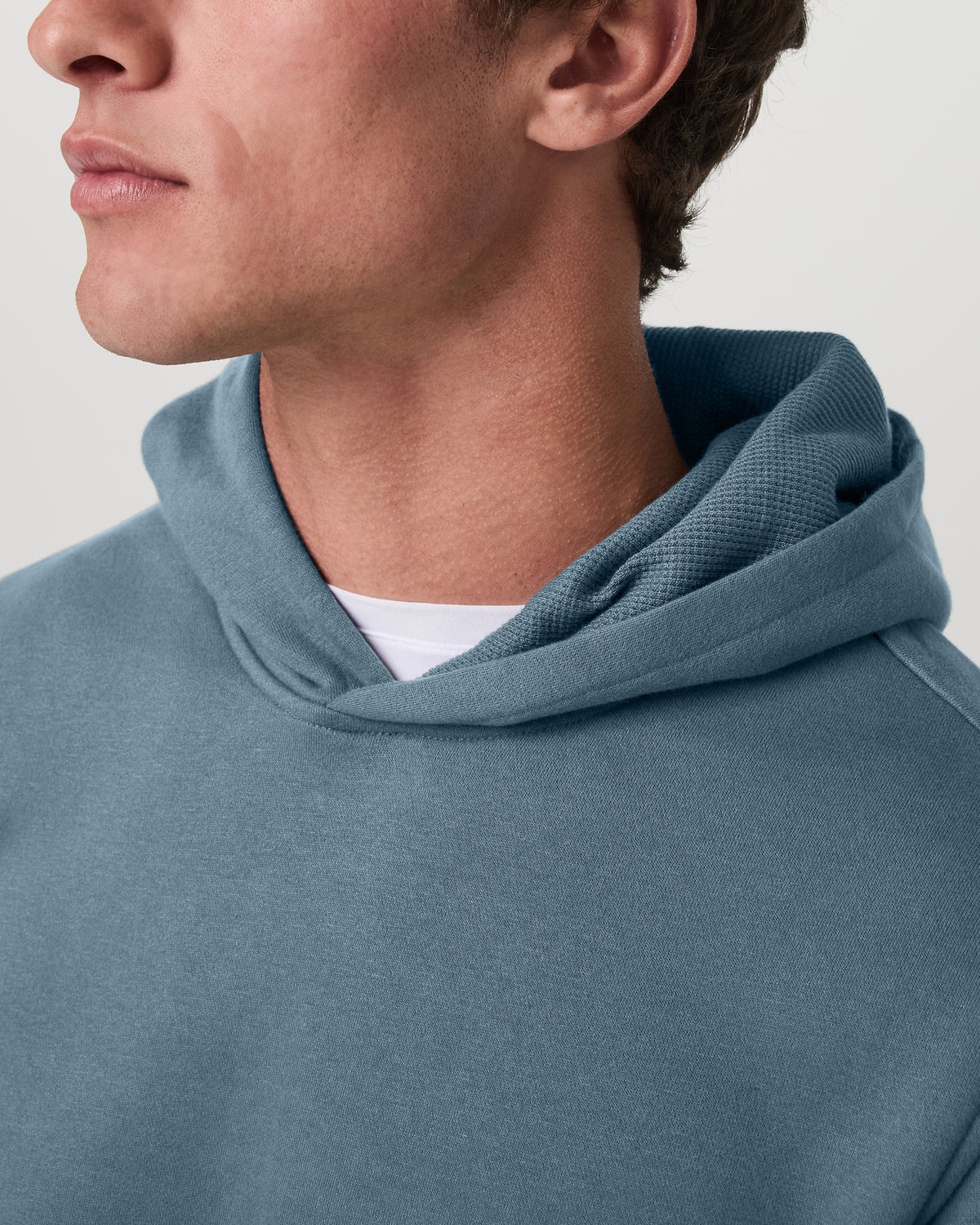 Seaside Pullover Hoodie Blue Sea Heavyweight Hoodie - Vuori Clothing