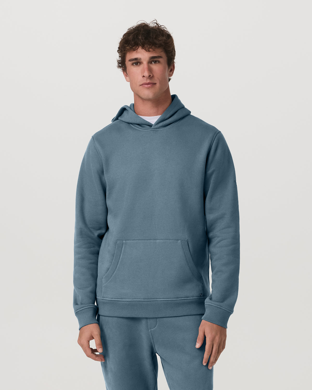 Seaside Pullover Hoodie Blue Sea Heavyweight Hoodie - Vuori Clothing