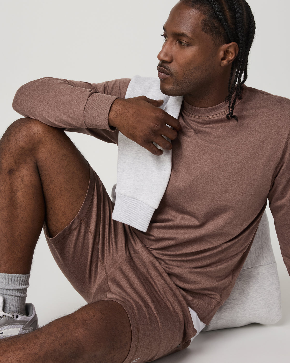 Ponto Performance Crew Men's Sable Heather Crew Neck - Vuori Clothing