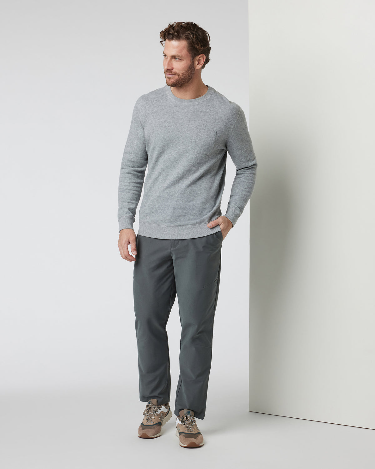 Jeffreys Pullover Heather Grey Pullover Clothing - Vuori Clothing