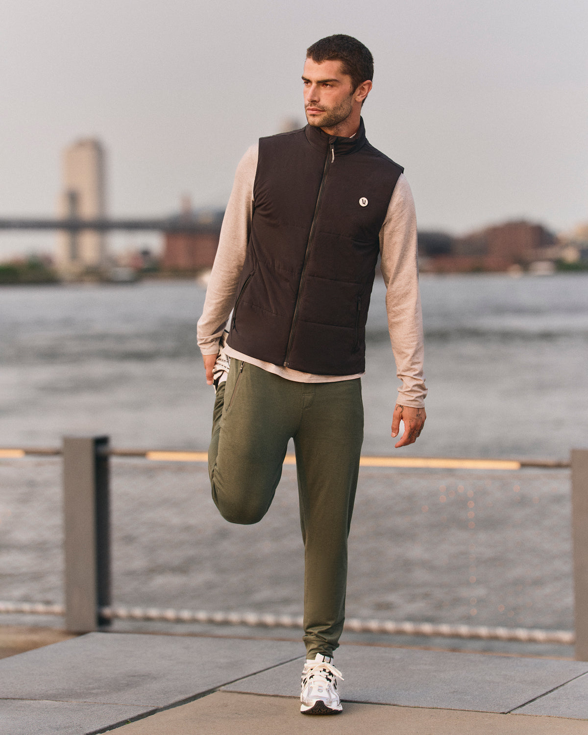 Echo Insulated Vest 2.0 Men's Black Vest - Vuori Clothing