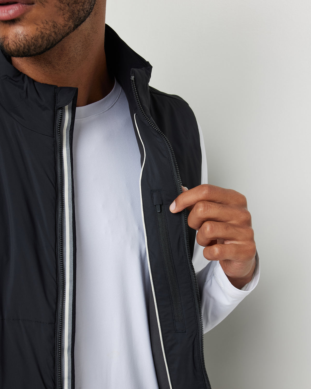 Echo Insulated Vest 2.0 Men's Black Vest - Vuori Clothing
