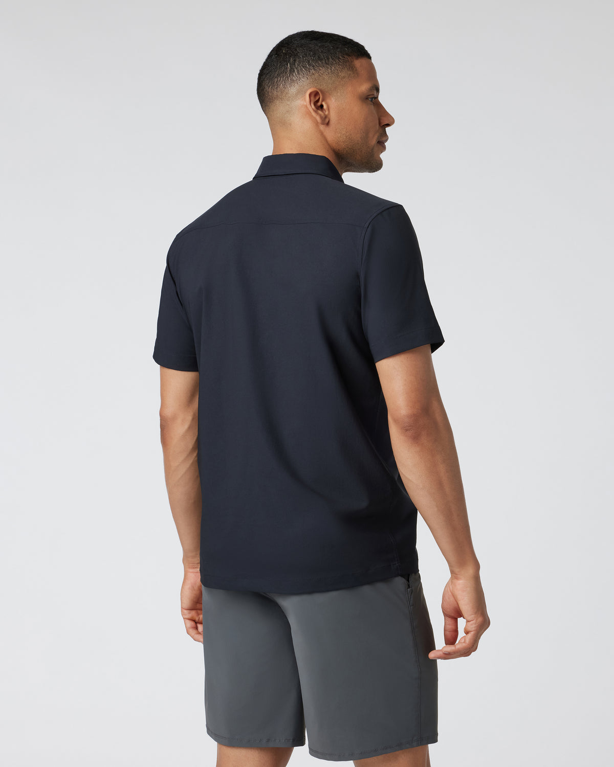Short-Sleeve Manhattan Button Down Black - Vuori Clothing