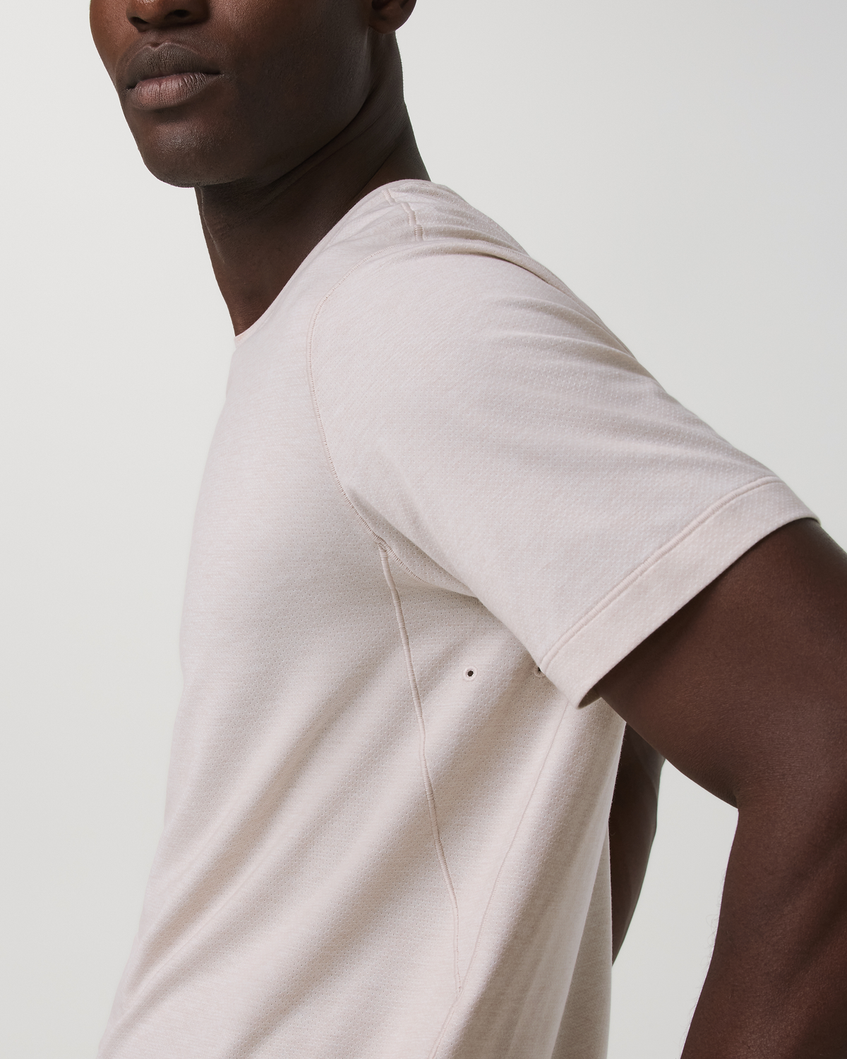 Short Sleeve Everyday Tee Men's Oatmeal Heather Shirt - Vuori Clothing