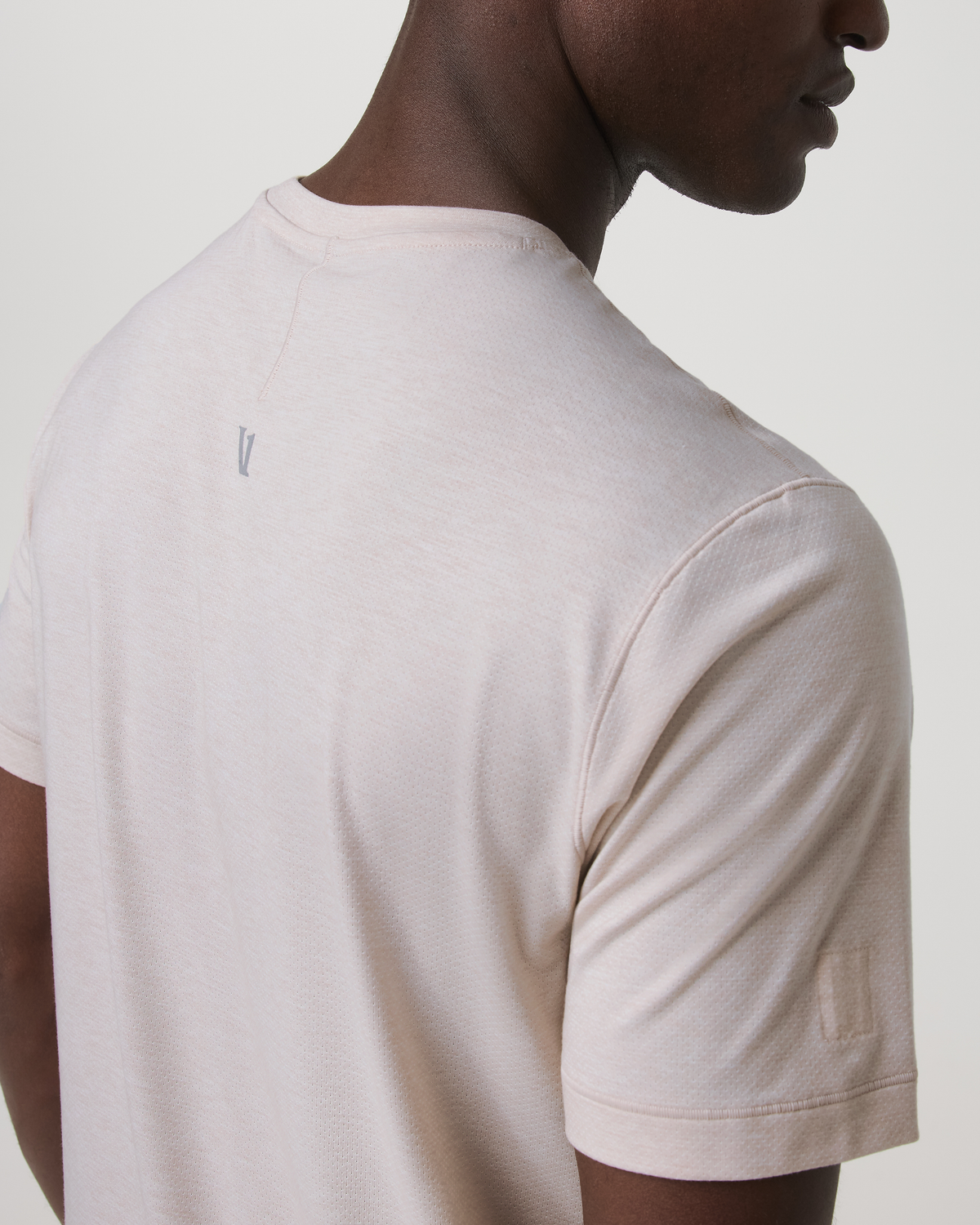 Short Sleeve Everyday Tee Men's Oatmeal Heather Shirt - Vuori Clothing