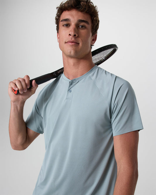 Short Sleeve Viewpoint Henley Mist - Vuori Clothing