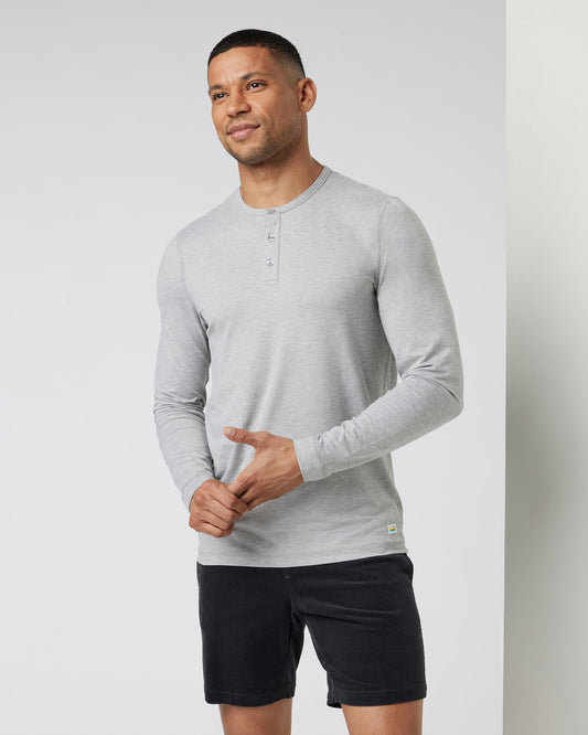 Long-Sleeve Ease Performance Henley Light Heather Grey - Vuori Clothing