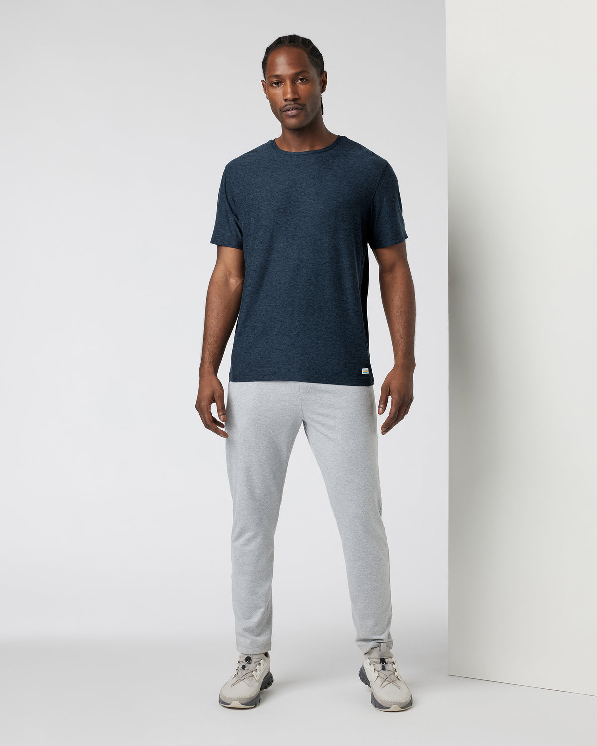 Strato Tech Tee Men's Navy Heather Blue Tee - Vuori Clothing