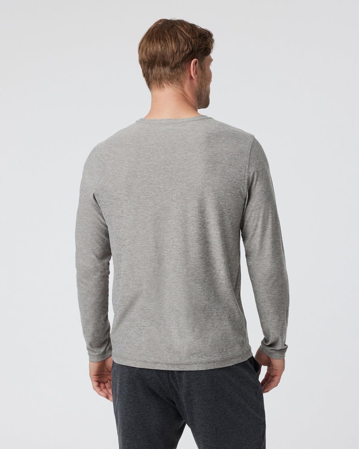 Long-Sleeve Strato Tech Tee Heather Grey Shirt - Vuori Clothing