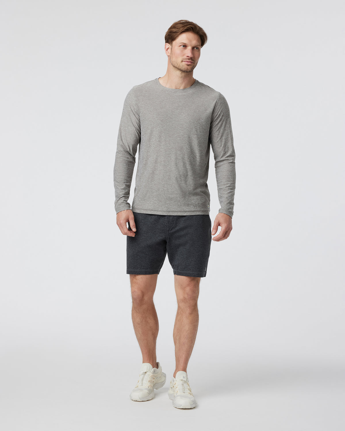 Long-Sleeve Strato Tech Tee Heather Grey Shirt - Vuori Clothing