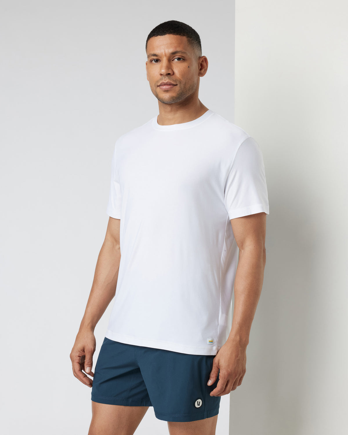 Strato Tech Tee Men's White Tech Shirt - Vuori Clothing